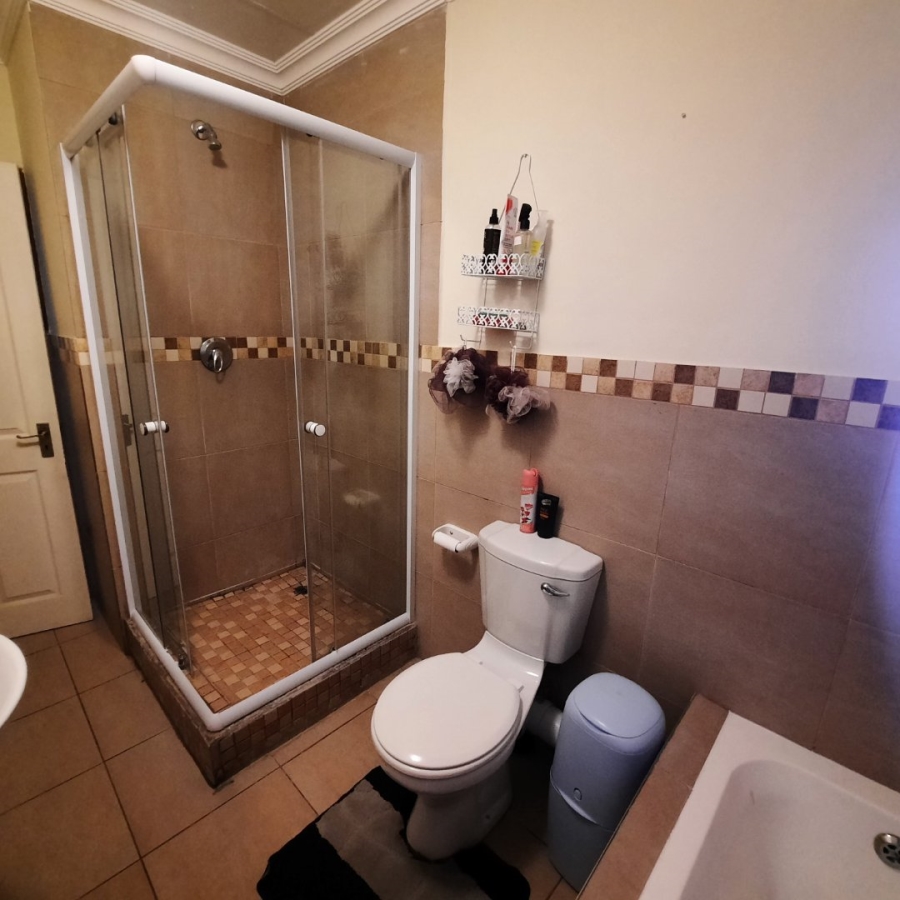 2 Bedroom Property for Sale in Pellissier Free State